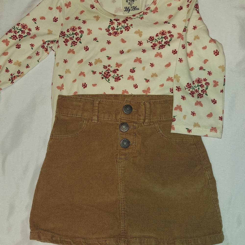 Multiple Outfits 2T - Picture 15 of 16